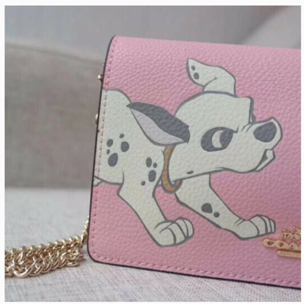 DISNEY X COACH CALLIE CHAIN CLUTCH WITH DALMATIAN - Picture 4 of 8